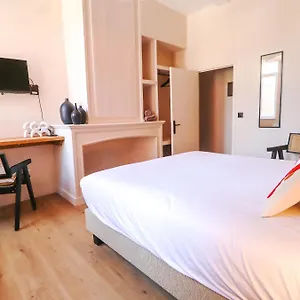  Apartment De Louise
